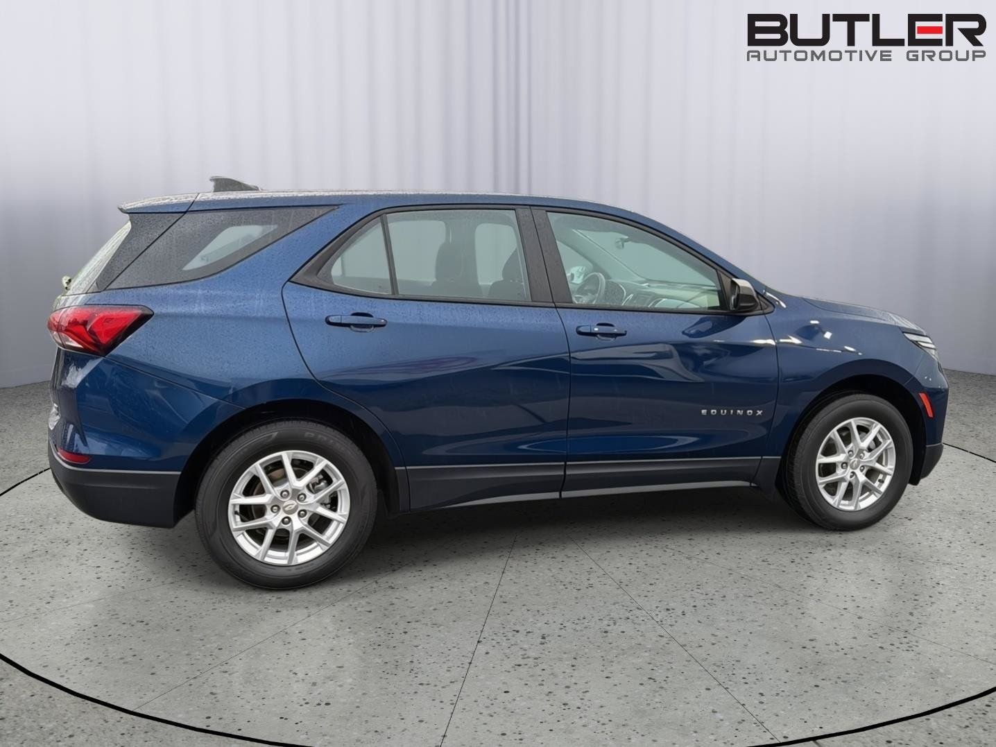 Used 2022 Chevrolet Equinox LS AWD/4WD image 7