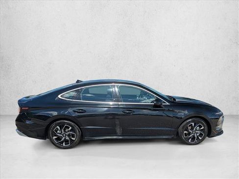Used 2024 Hyundai Sonata SEL FWD image 4