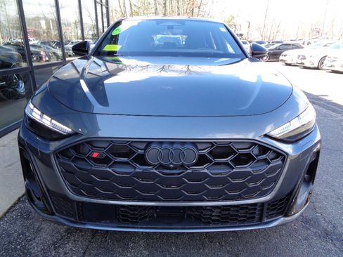 Used 2025 Audi S5 Premium Plus w/ Premium Plus Package AWD/4WD image 2