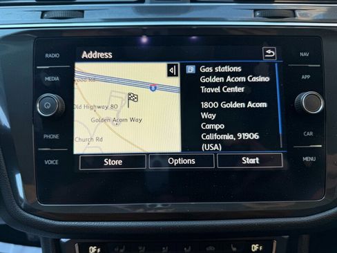 Used 2020 Volkswagen Tiguan SEL image 14