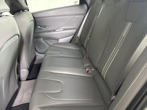 Used 2025 Hyundai Elantra Sport image 21