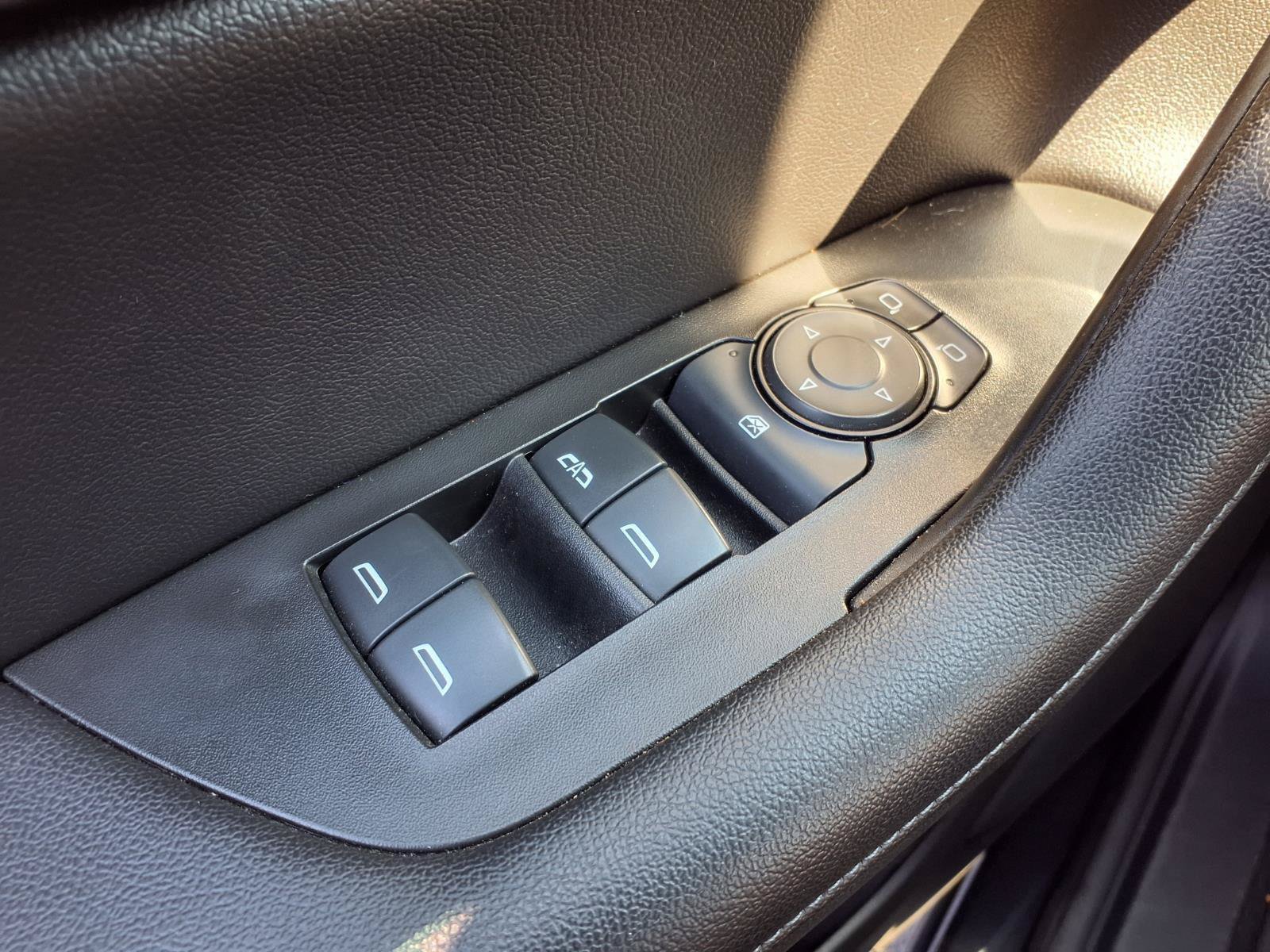 Used 2022 Chevrolet Blazer LT AWD/4WD image 17