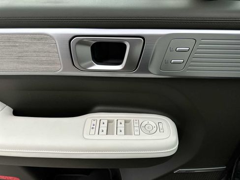 New 2025 Hyundai Santa Fe Calligraphy image 8