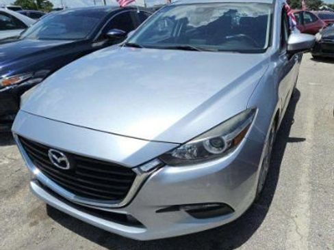 Used 2017 MAZDA MAZDA3 Touring FWD image 1