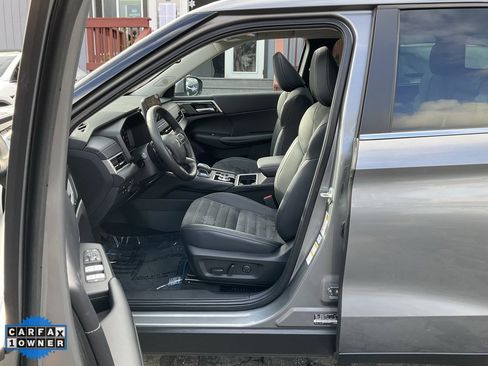 Used 2023 Mitsubishi Outlander SE image 15