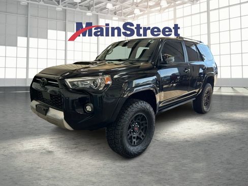 Used 2023 Toyota 4Runner TRD Off-Road Premium w/ Moonroof Package AWD/4WD image 1