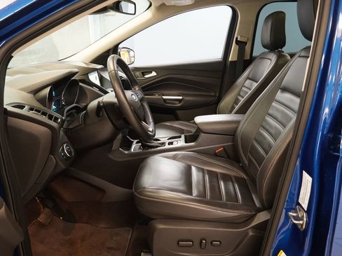 Used 2019 Ford Escape SEL AWD/4WD image 6