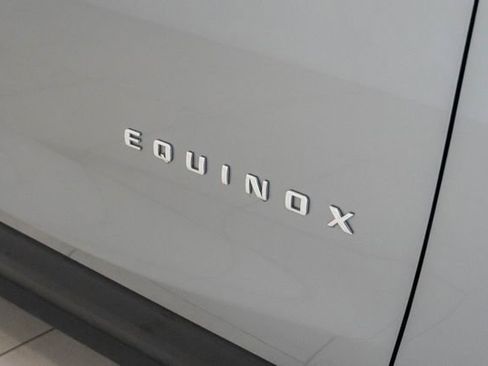 Used 2024 Chevrolet Equinox LS w/ LS Convenience Package AWD/4WD image 8