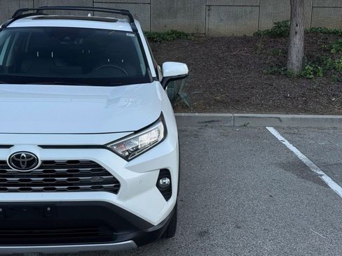 Used 2019 Toyota RAV4 Limited w/ Cold Weather Package image 8