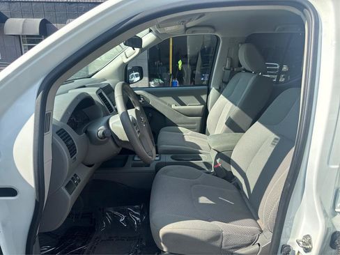 Used 2019 Nissan Frontier S AWD/4WD image 9