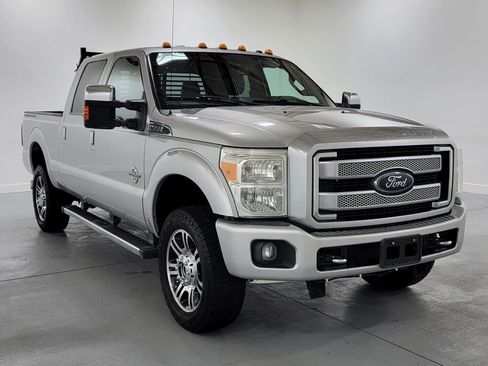 Used 2015 Ford F350 Platinum AWD/4WD image 2