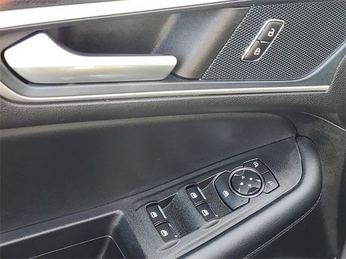 Certified 2024 Ford Edge SEL w/ Convenience Package image 26