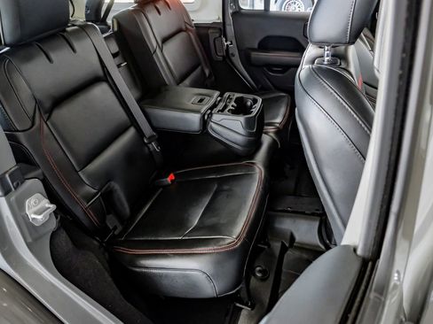 Used 2020 Jeep Wrangler Unlimited Rubicon image 33