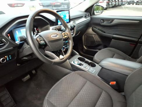 Certified 2024 Ford Escape Active AWD/4WD image 10