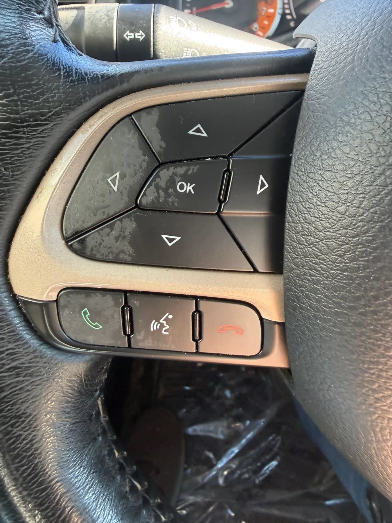 Used 2016 Jeep Renegade Latitude AWD/4WD image 29