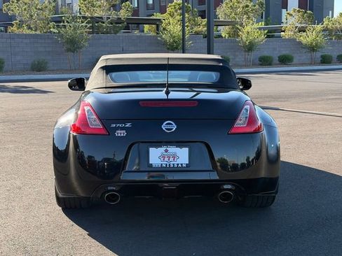 Used 2012 Nissan 370Z Touring w/ Sport Pkg RWD image 4