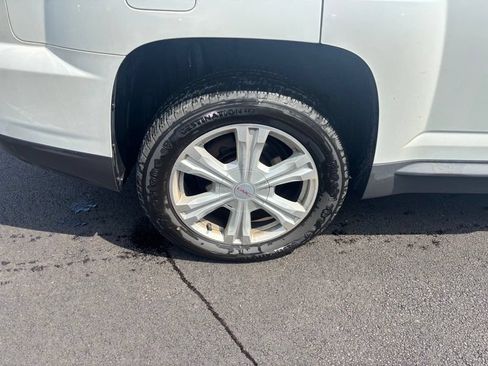 Used 2016 GMC Terrain SLT w/ Open Road Package AWD/4WD image 16