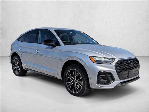 Certified 2023 Audi SQ5 Premium Plus w/ Premium Plus Package AWD/4WD image 3