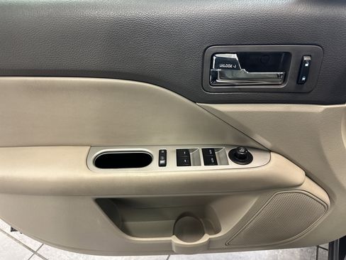 Used 2012 Ford Fusion SEL image 21