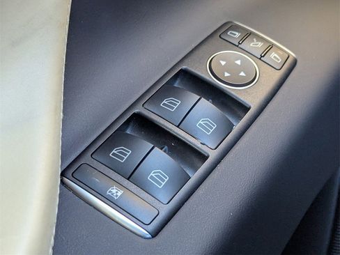 Used 2017 Tesla Model X 100D image 14