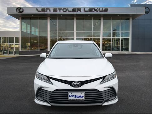 Used 2023 Toyota Camry LE image 8