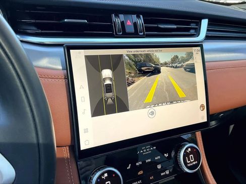 Used 2024 Jaguar F-PACE R-Dynamic S image 21