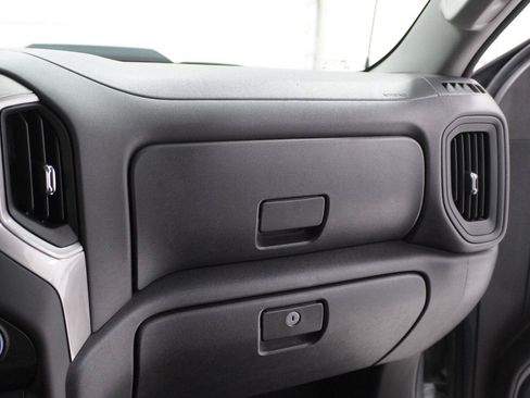 Used 2025 Chevrolet Silverado 1500 Custom Trail Boss AWD/4WD image 16