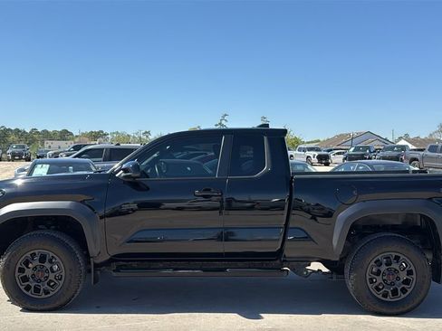Used 2024 Toyota Tacoma PreRunner w/ TRD Prerunner Upgrade Package image 2