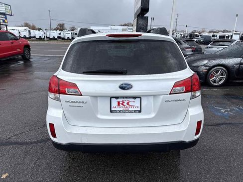 Used 2010 Subaru Outback 2.5i Limited image 7