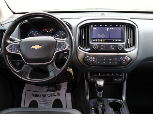 Used 2022 Chevrolet Colorado Z71 AWD/4WD image 31