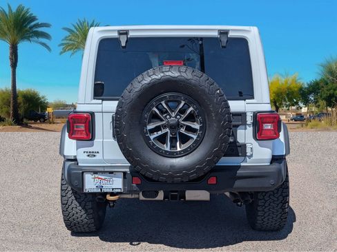 Used 2024 Jeep Wrangler Unlimited Rubicon 392 image 4