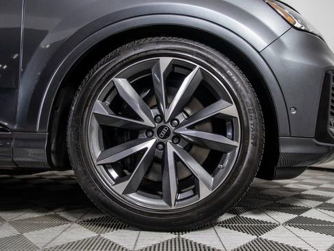 Used 2024 Audi SQ7 Prestige image 37
