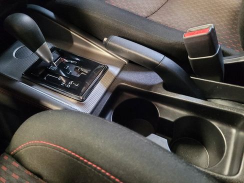 Used 2018 Mitsubishi Outlander Sport ES FWD image 26