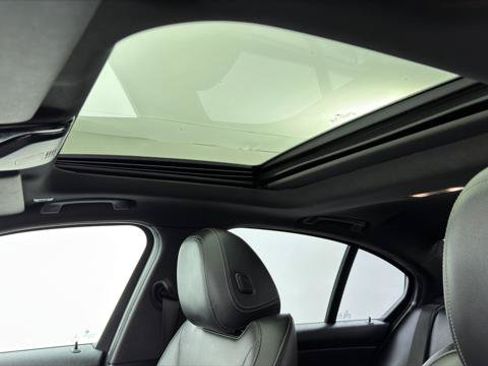 Used 2022 BMW M340i w/ Premium Package RWD image 40
