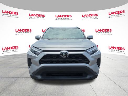 Used 2024 Toyota RAV4 XLE AWD/4WD image 8