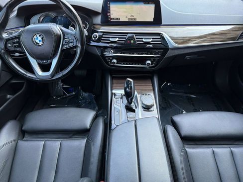 Used 2018 BMW 530e xDrive AWD/4WD image 15