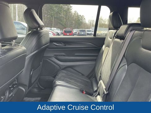 Certified 2024 Jeep Grand Cherokee L Laredo image 21