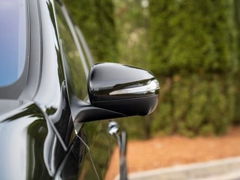 Used 2022 Mercedes-Benz GLS 580 4MATIC image 24