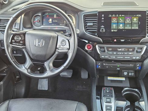 Certified 2022 Honda Pilot Black Edition image 28