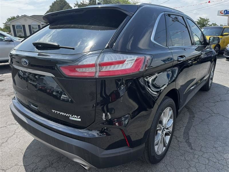 Used 2019 Ford Edge Titanium FWD image 8