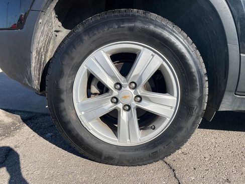 Used 2020 Chevrolet Trax LS w/ Tint and Cruise Package image 16