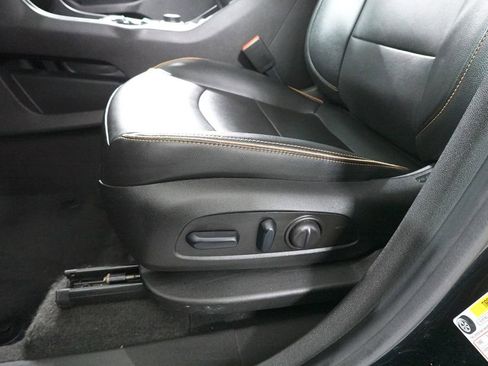 Used 2024 GMC Terrain AT4 image 11