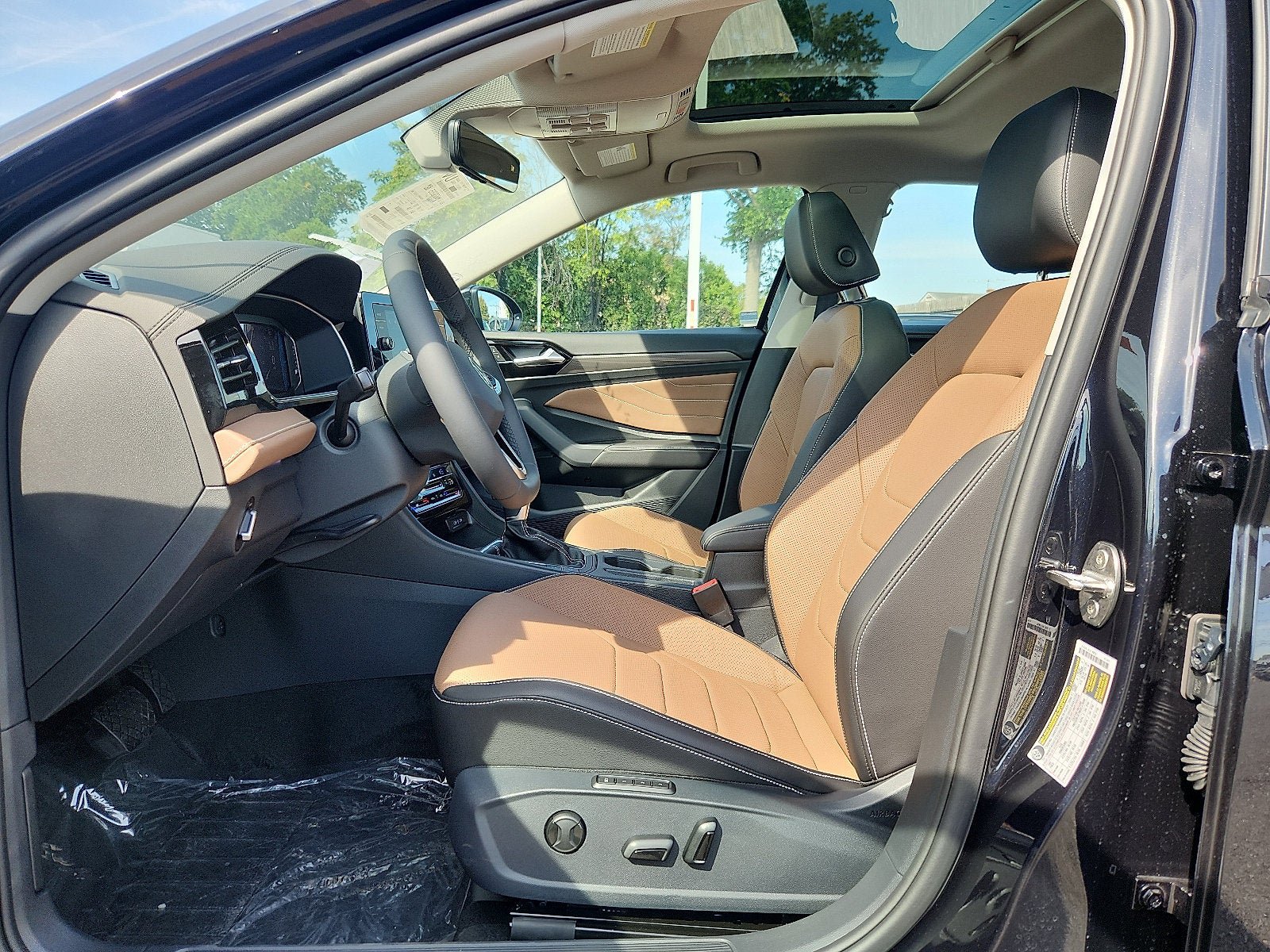 New 2027 Volkswagen Jetta SEL FWD image 11
