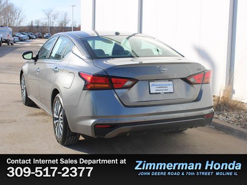 Used 2024 Nissan Altima 2.5 SV image 25