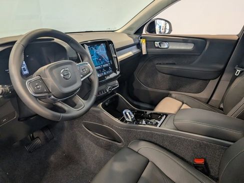 New 2026 Volvo XC40 B5 Plus w/ Protection Package Premier image 12