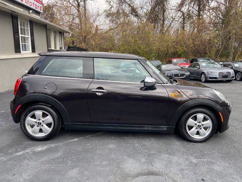 Used 2014 MINI Cooper 2-Door Hardtop image 5