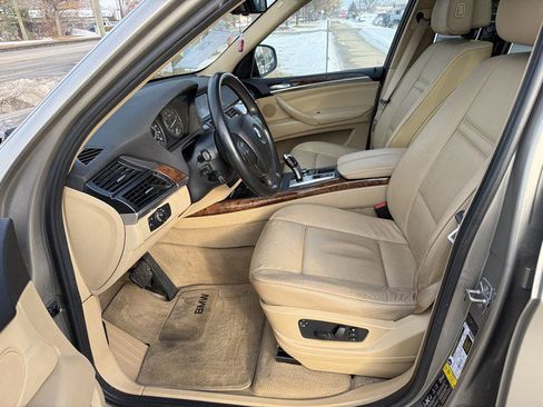Used 2011 BMW X5 xDrive35i image 9