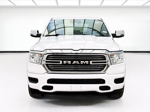 Used 2024 RAM 1500 Laramie AWD/4WD image 2