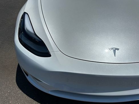 Used 2023 Tesla Model Y Long Range AWD/4WD image 4