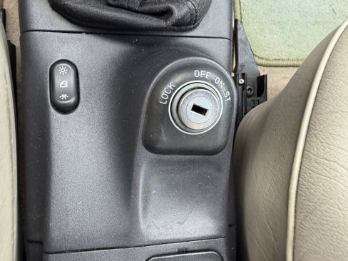 Used 1998 Saab 900 SE Turbo FWD image 20